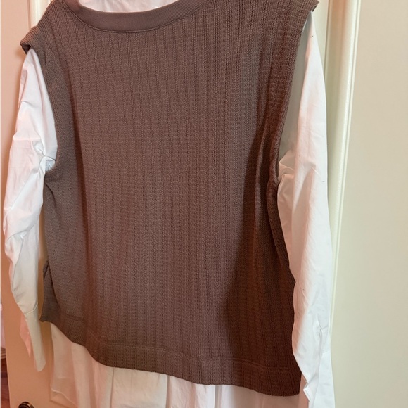 Brand-new with tags - Anthropologie Brown Knit Vest with White Shirt - Picture 3 of 3